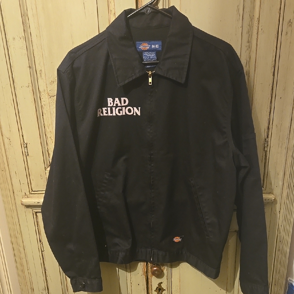 Dickies Black Lightweight Shirt Jacket with Zip Closure and Casual Style